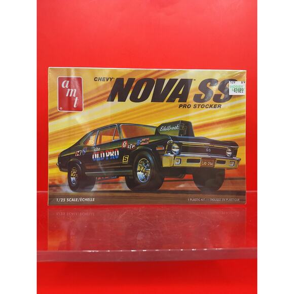 AMT 1972 Chevy Nova SS Pro Stocker Model Kit 1:25 Scale SEALED IN PLASTIC - Picture 1 of 8